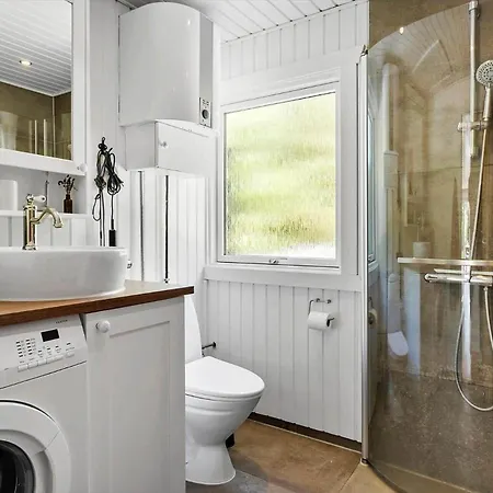 Bl1101-pandrup-rodhusparken-56 *